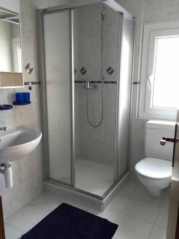 Le Central - Chambres D'Hote Grône Habitación foto